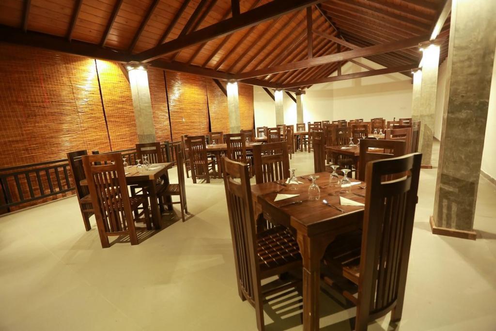 Hotel Grand Casa Kandy Buitenkant foto