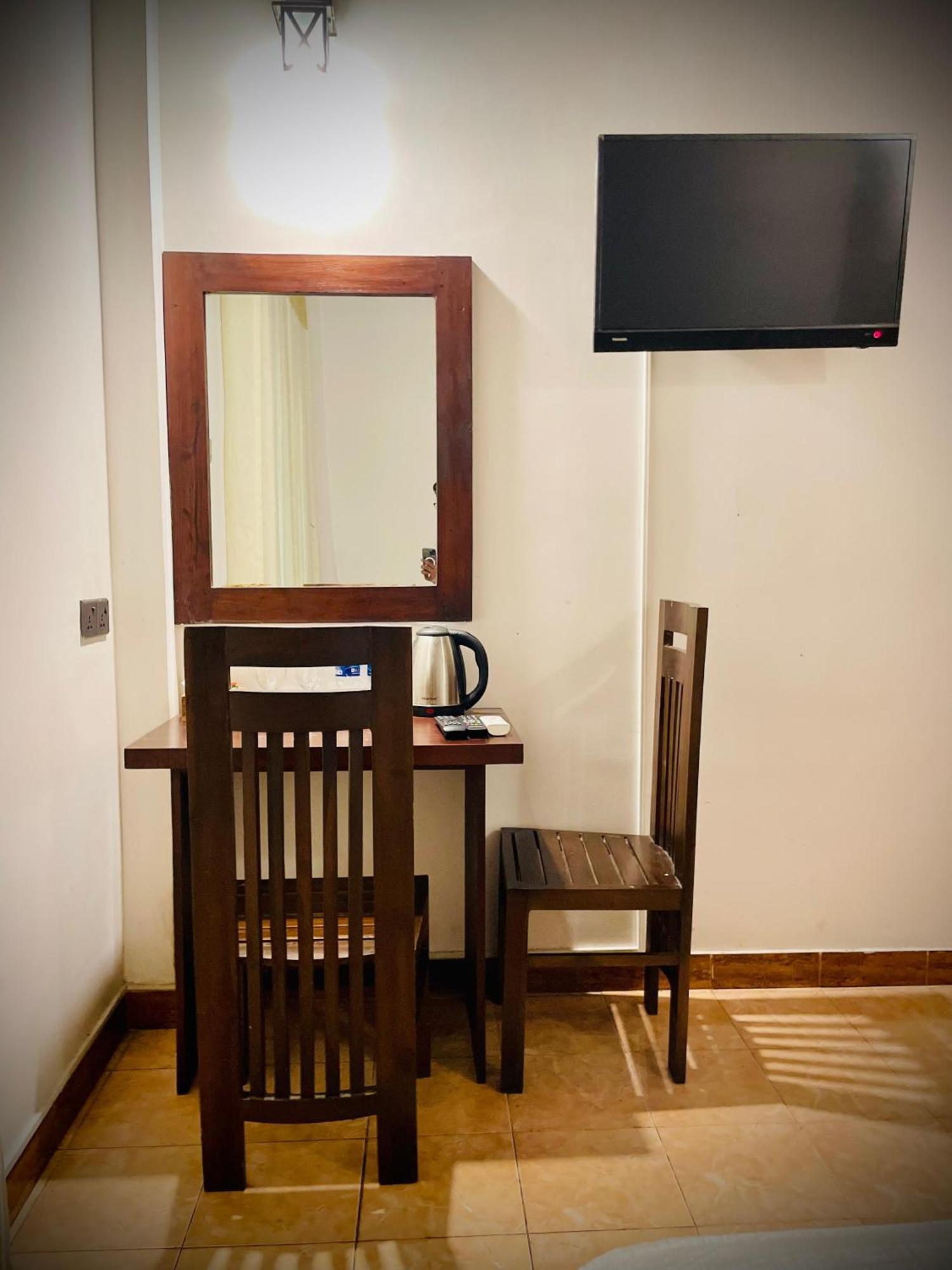 Hotel Grand Casa Kandy Buitenkant foto